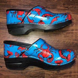dansko crustacean clogs